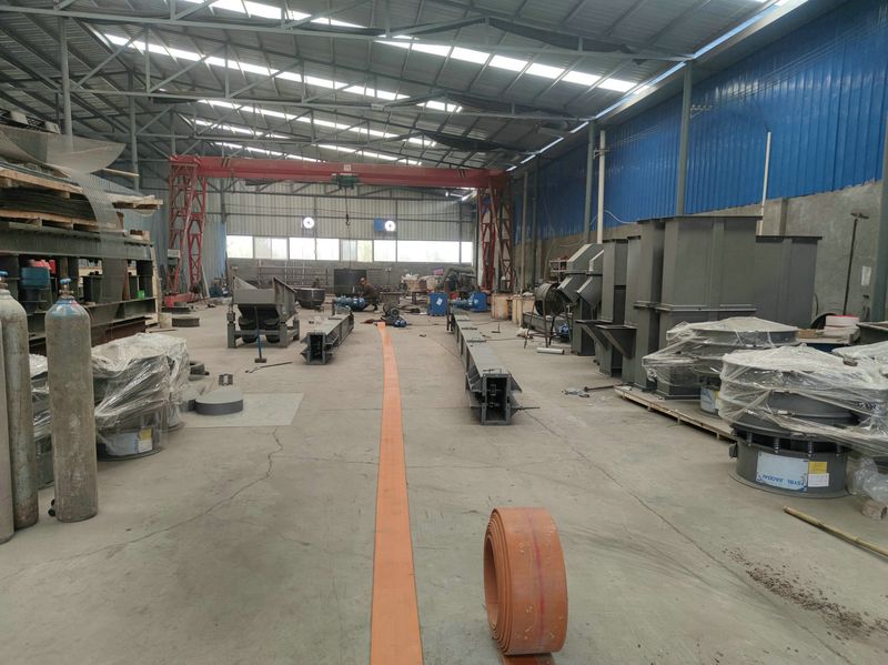 提升机输送设备加工车间