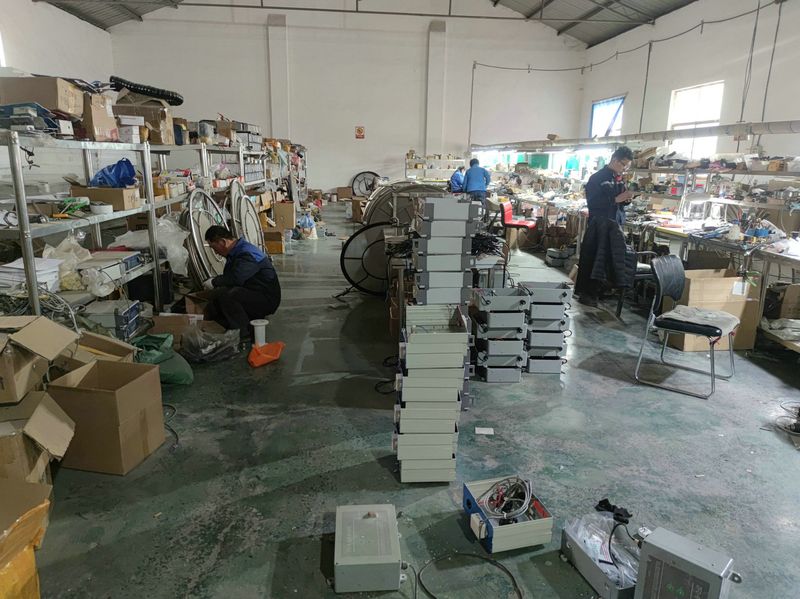 超声波控制系统生产调试车间